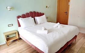 מלון לה פרל